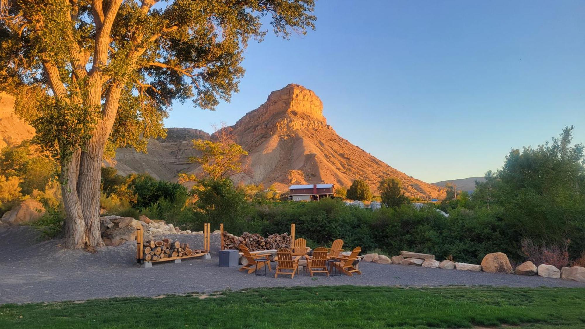 The Homestead Palisade Exterior foto